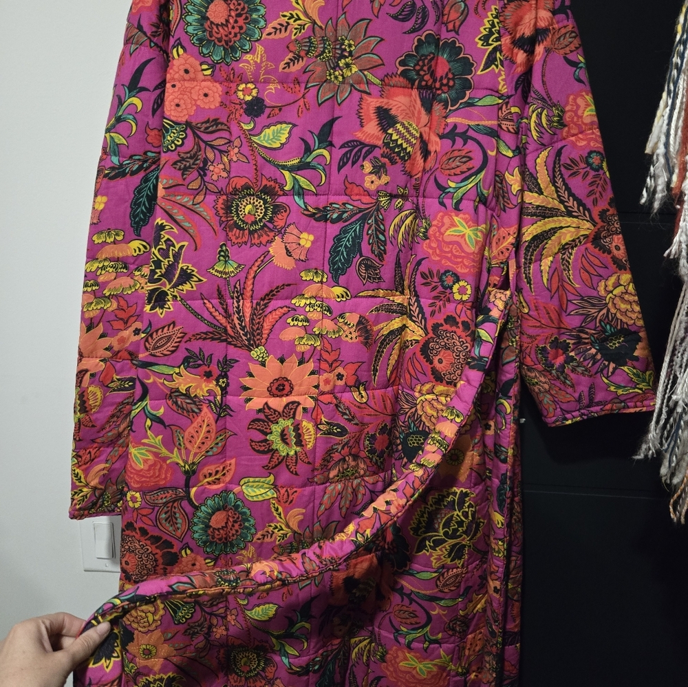 Floral Pink Robe - Picture 5 of 6